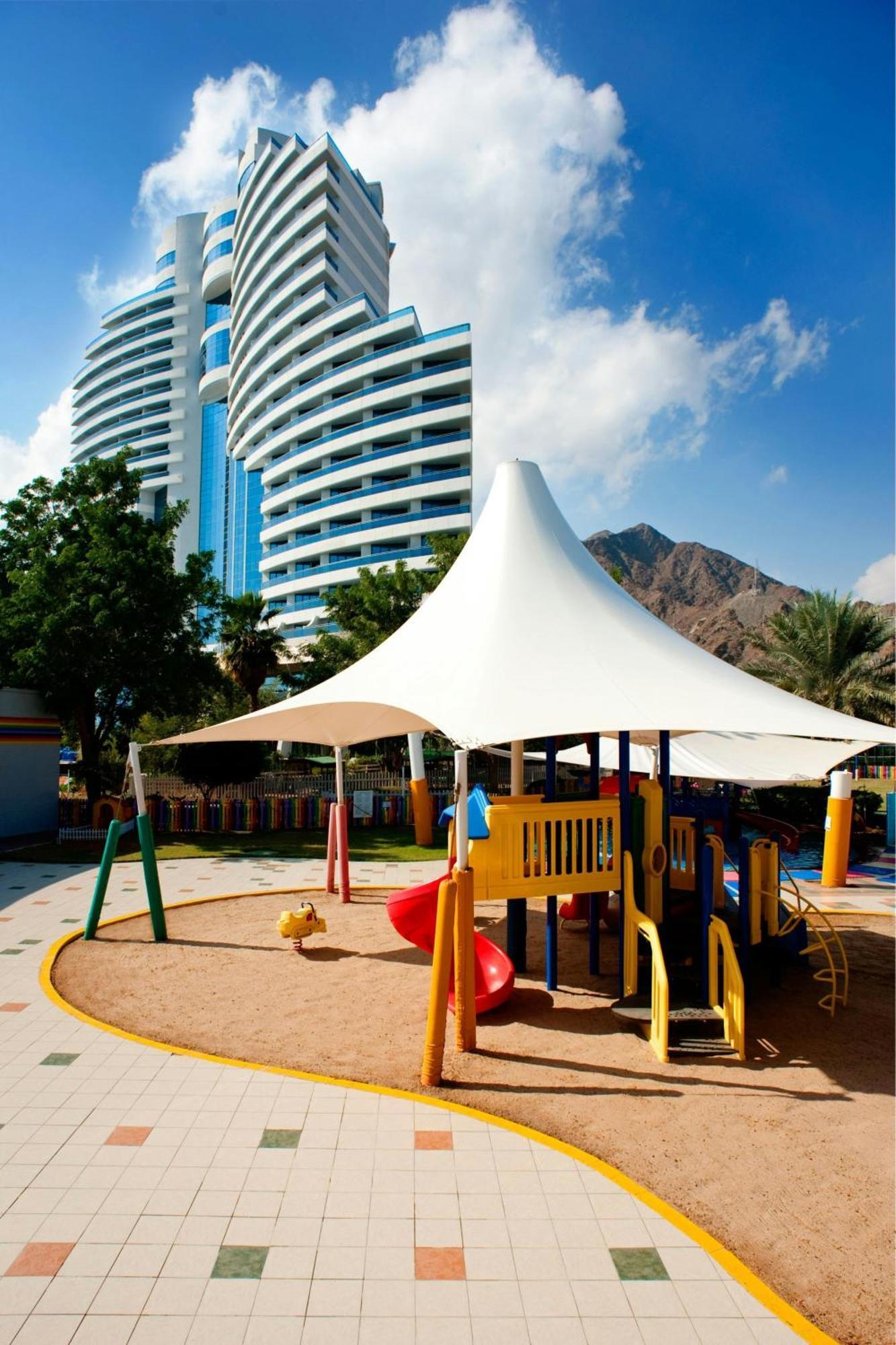 Le Meridien Resort Al Aqah