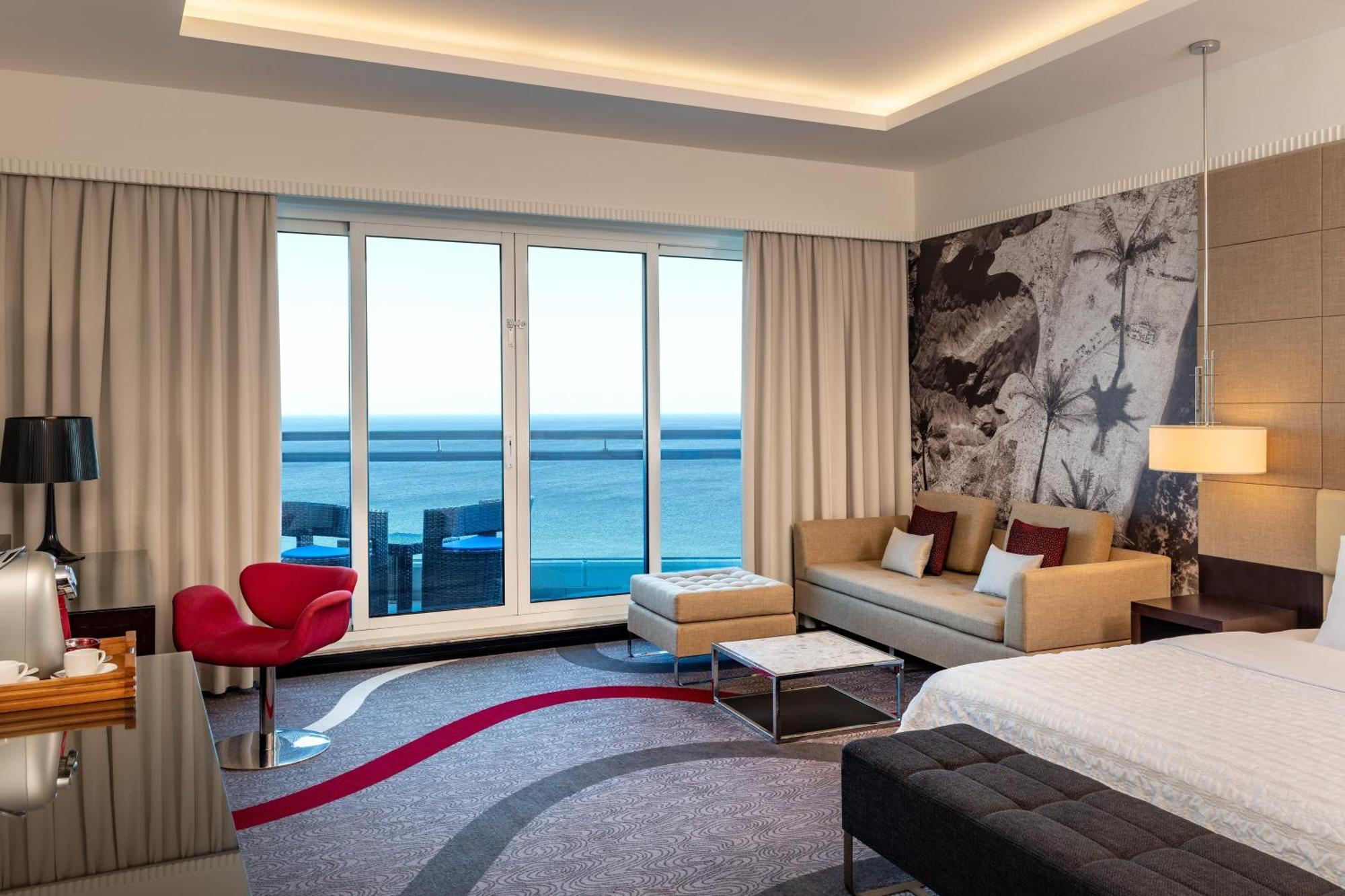 Le Meridien Resort Al Aqah